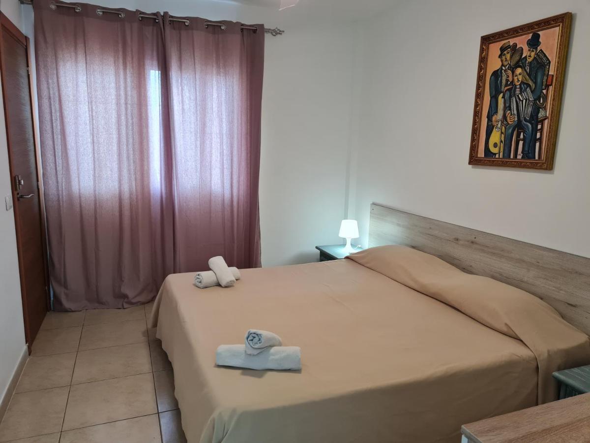 Armenime Habitaciones Nathaly מראה חיצוני תמונה